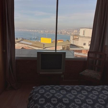 Hostal Armando Bed & Breakfast Valparaíso Dış mekan fotoğraf